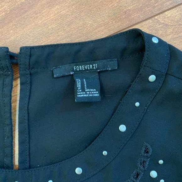 Forever 21 Black Sleeveless Studded Blouse-Size S - Picture 2 of 9